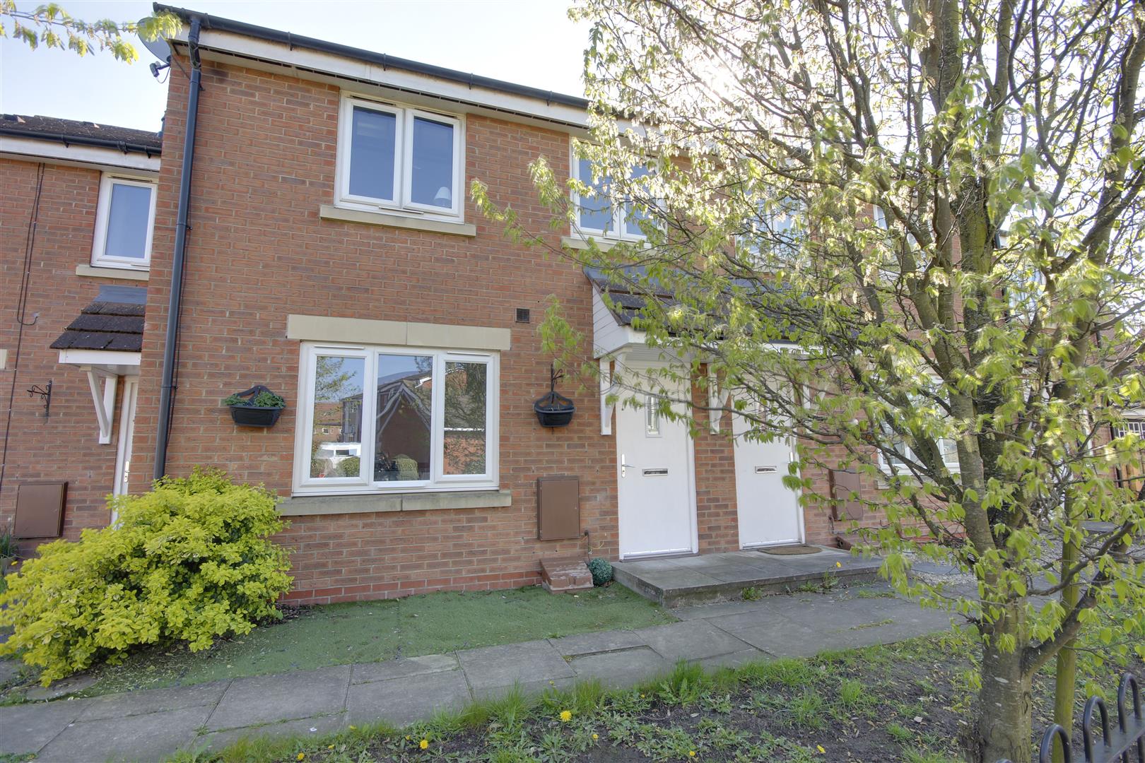 Matthew Limb Property for sale in West Hull